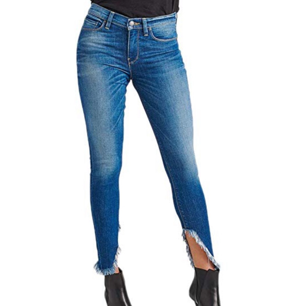 Hudson Jeans Brand NWT Nico fit, frayed hems.